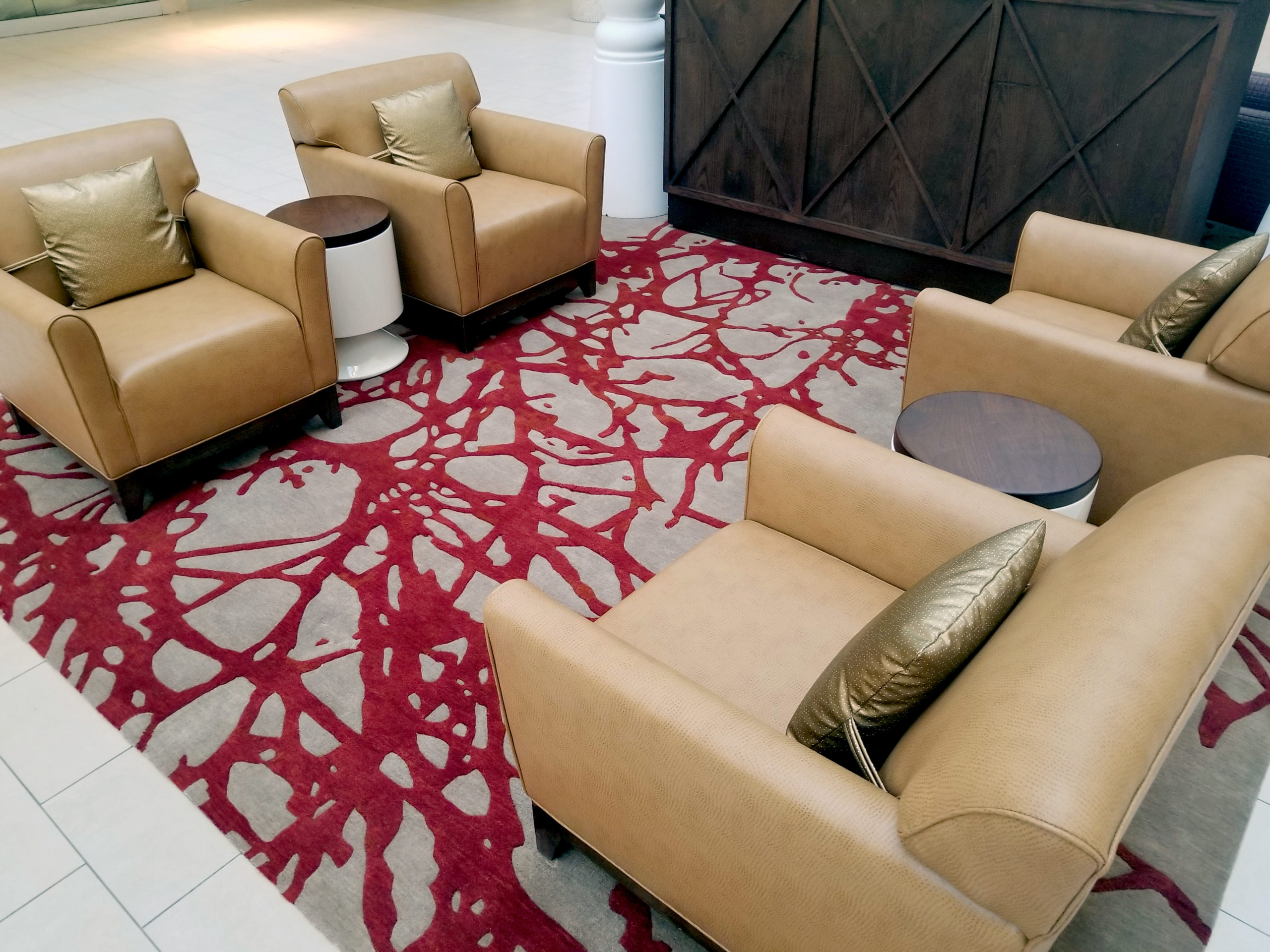 Visions luxury hand tufted rug